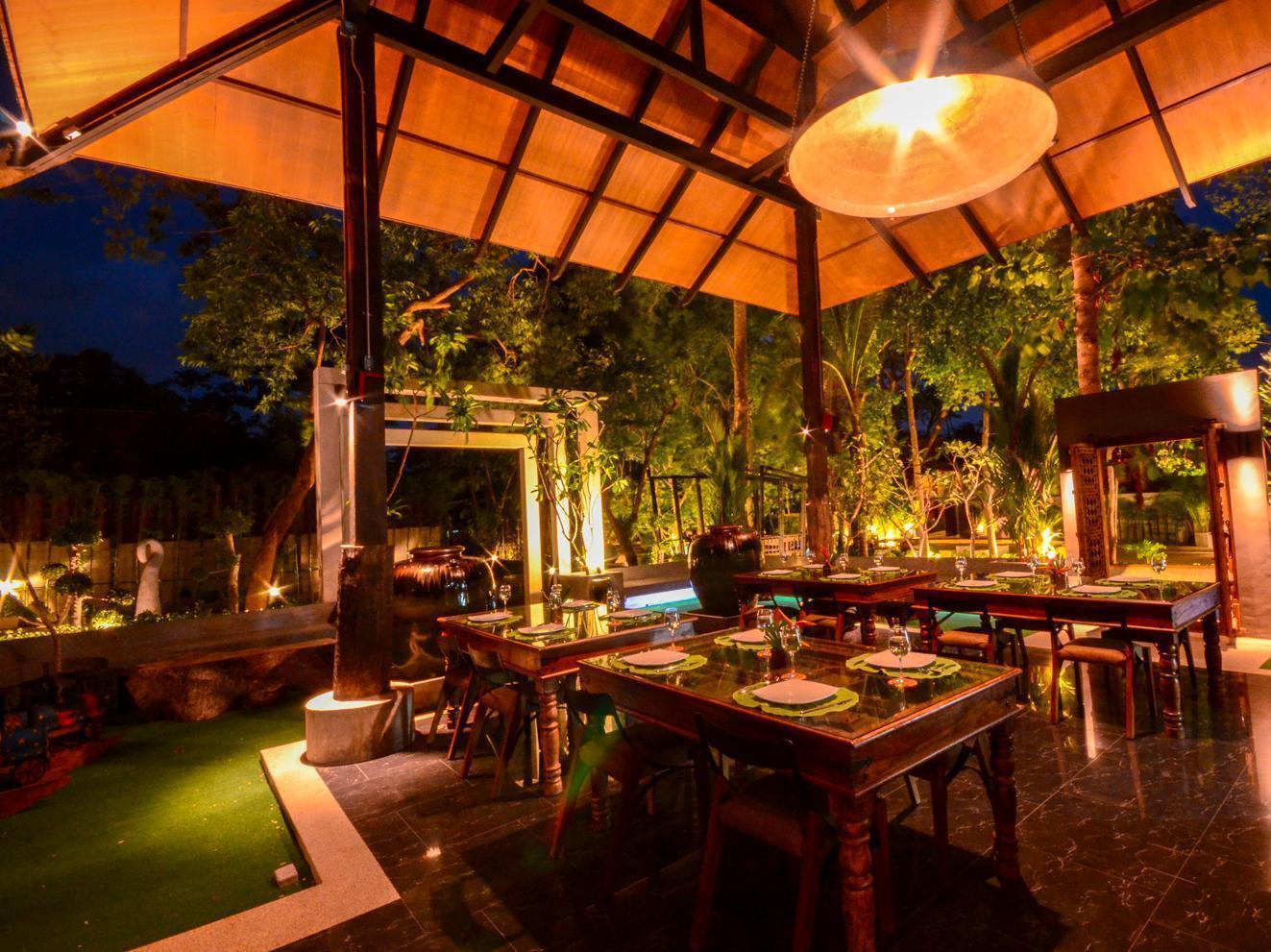 Ananta Thai Pool Villas Resort Phuket Exterior photo